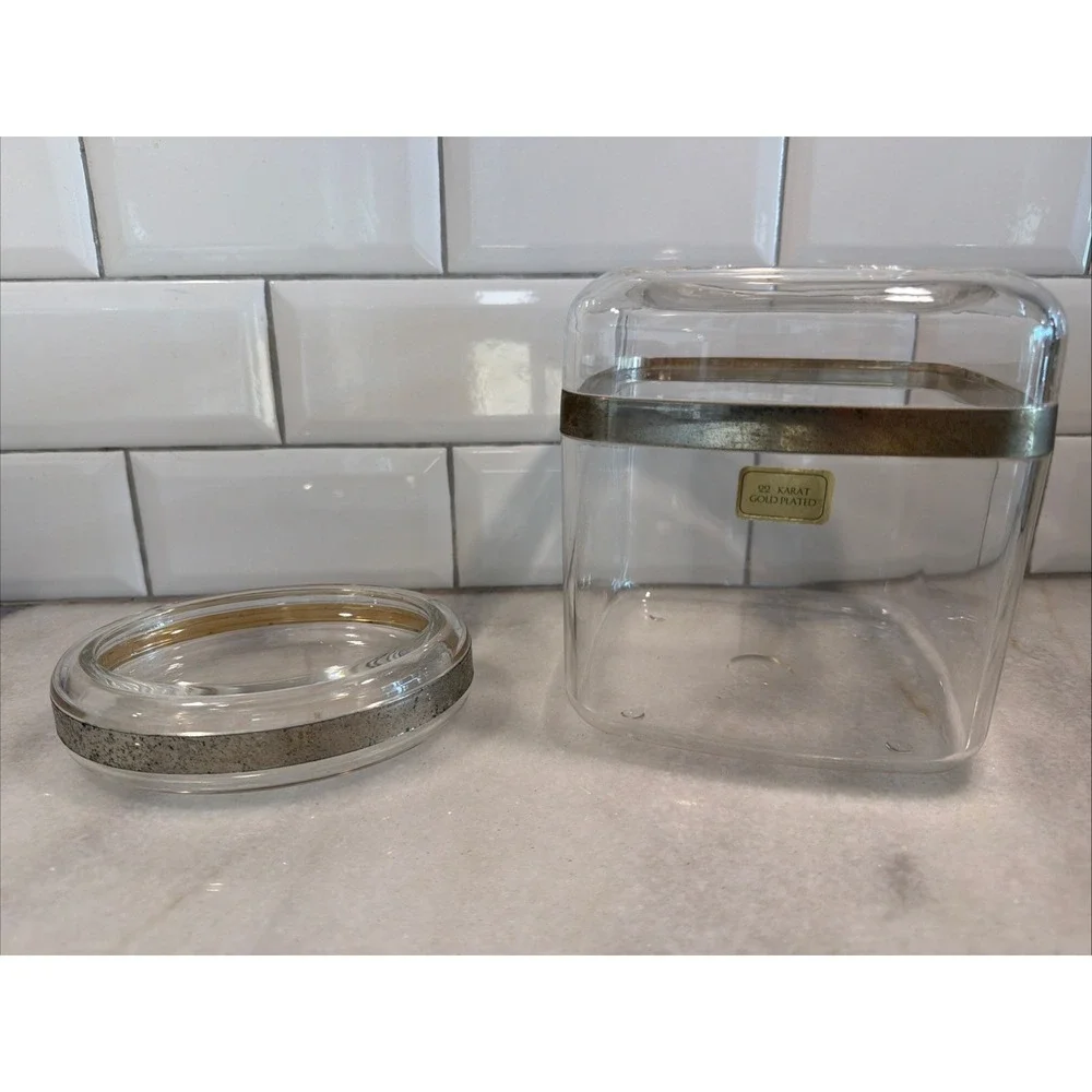 Vintage Lucite Tissue Box And Soap Holder With 22 Karat Gold‎ Plated Band ES004